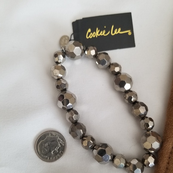 DONATED - Picture 3 of 5